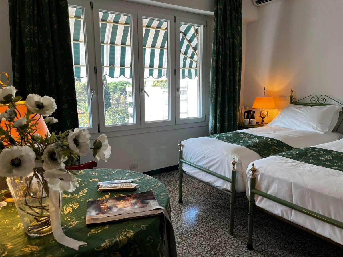 Eveline Portosole Hotel Sanremo Exterior photo