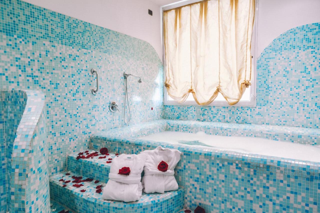 Eveline Portosole Hotel Sanremo Exterior photo