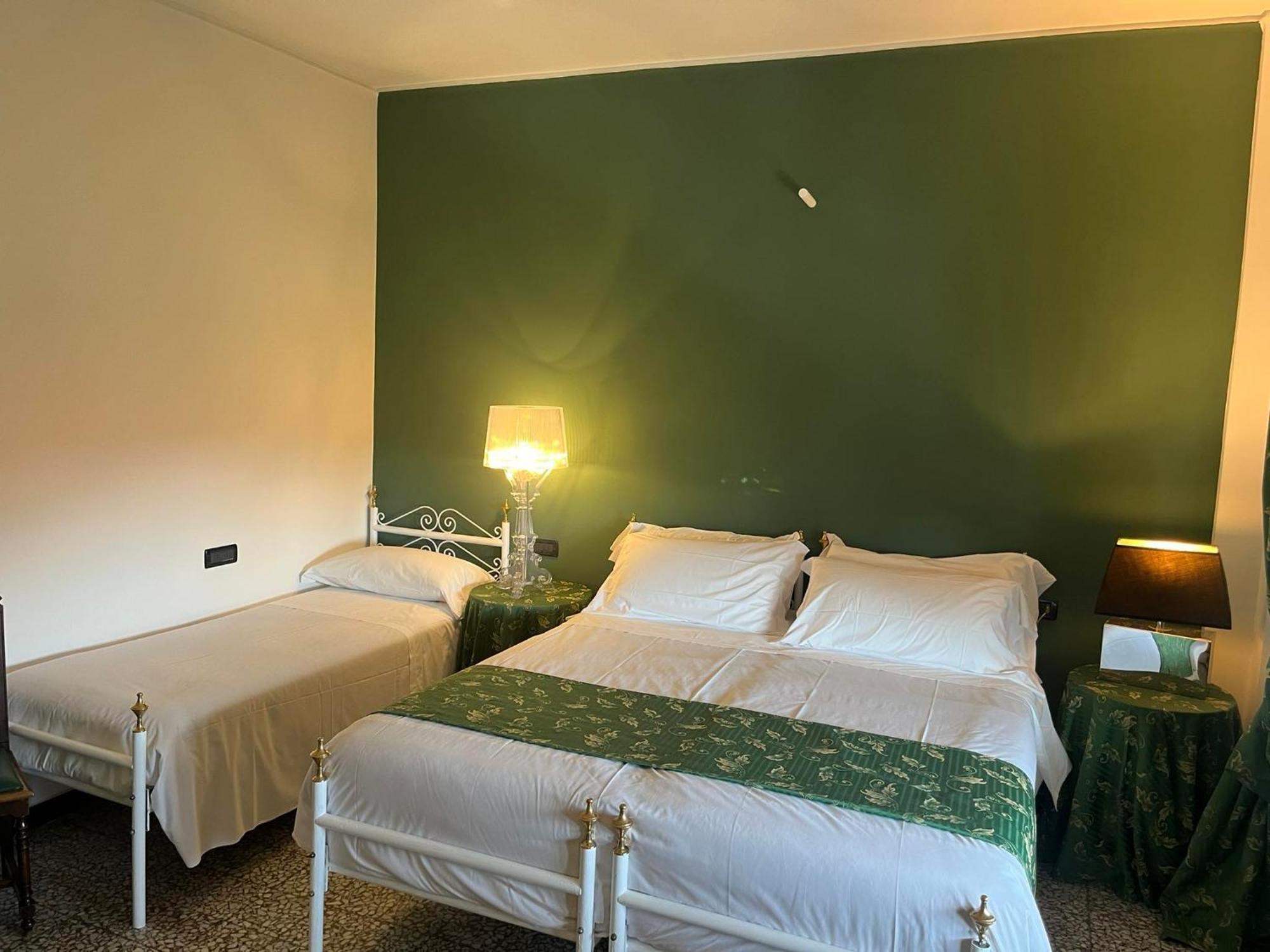 Eveline Portosole Hotel Sanremo Exterior photo